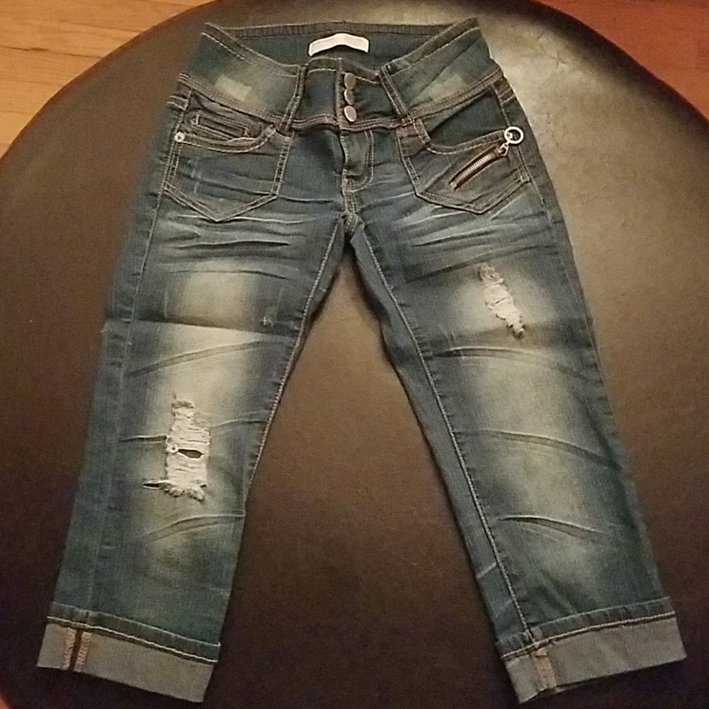 Distressed Capris